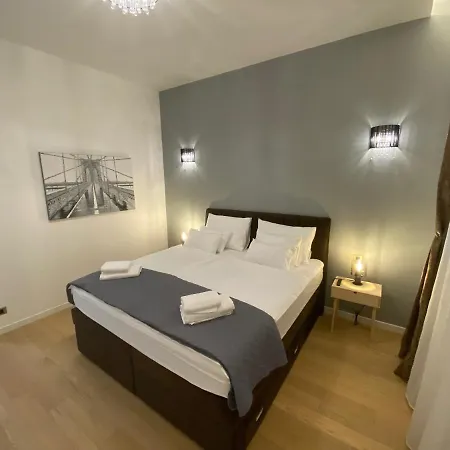 Premium With Garage *