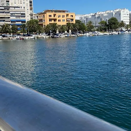 Apartment Premium With Garage